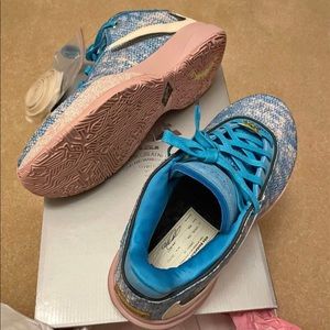 Unworn LeBron XX ASW Blue Lightning/Coconut Milk.